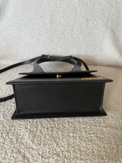 Jacquemus Le Grand Chiquito leather bag in blac