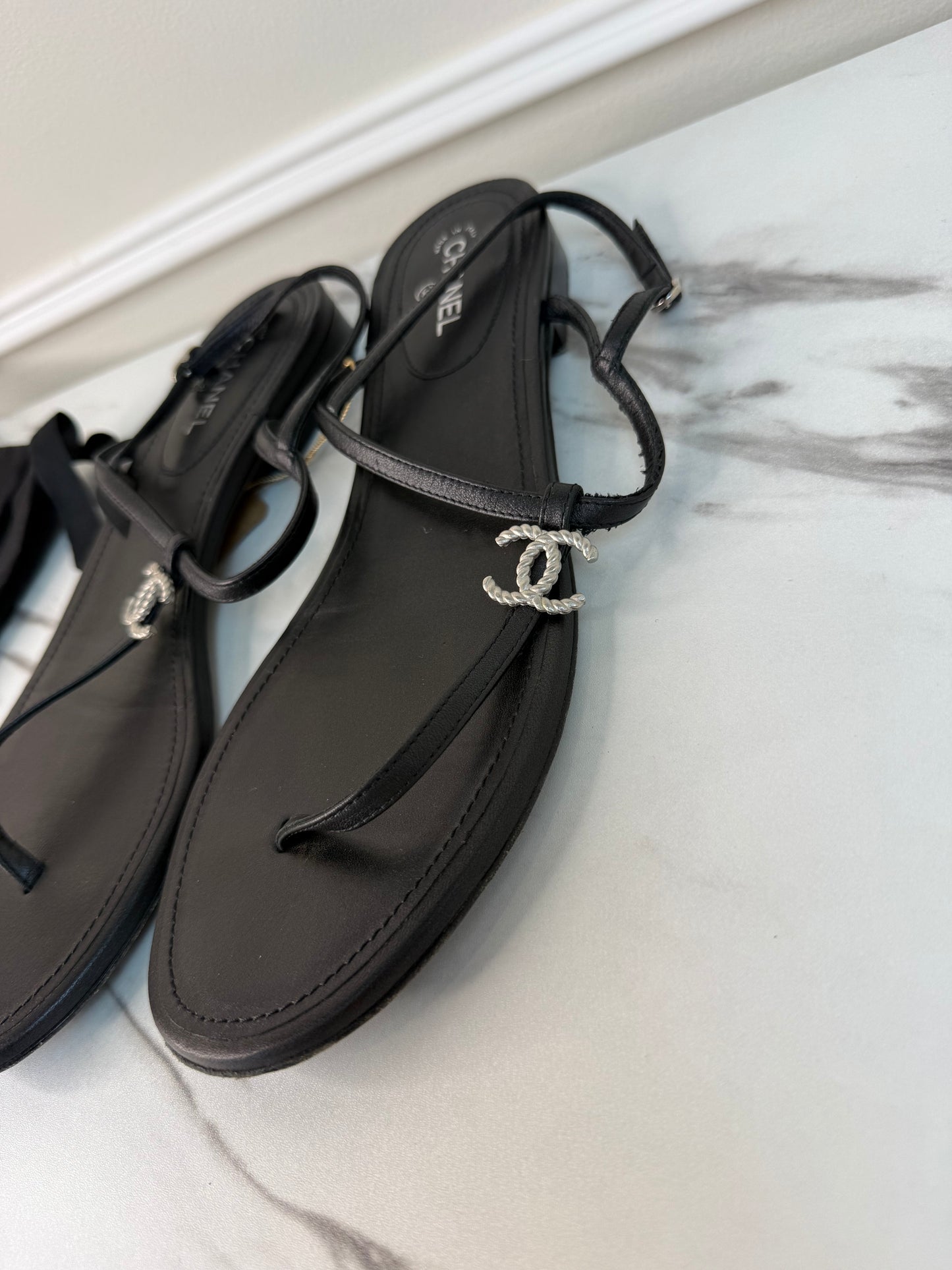Chanel sandals size 39.5