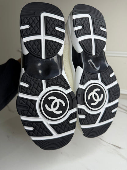 Chanel Sneakers Size 39
