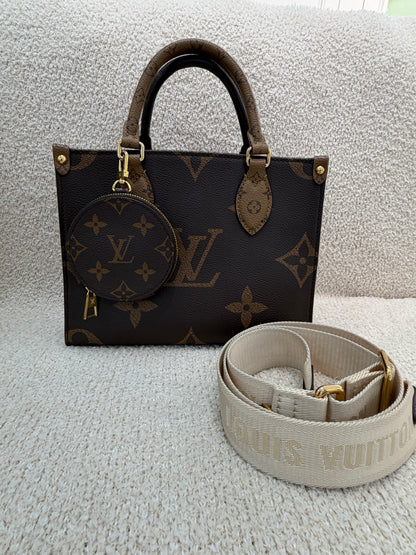 Louis Vuitton on the go PM