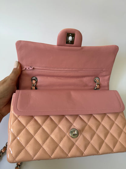 Vintage chanel Patent Medium Flap