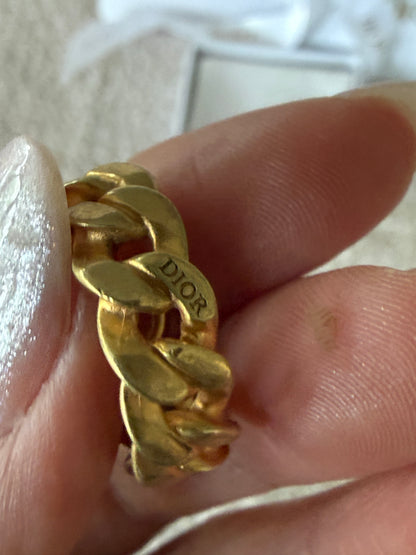 Dior Danseuse Etoile ring features gold-finish metal links