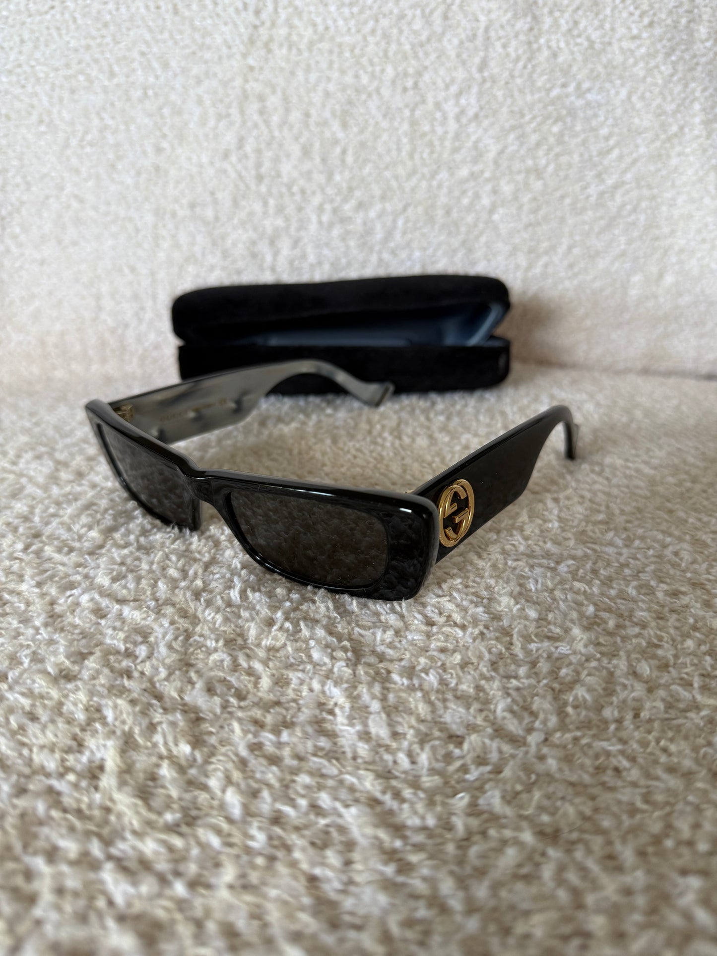 Gucci GG0516S rectangular-frame acetate sunglasses