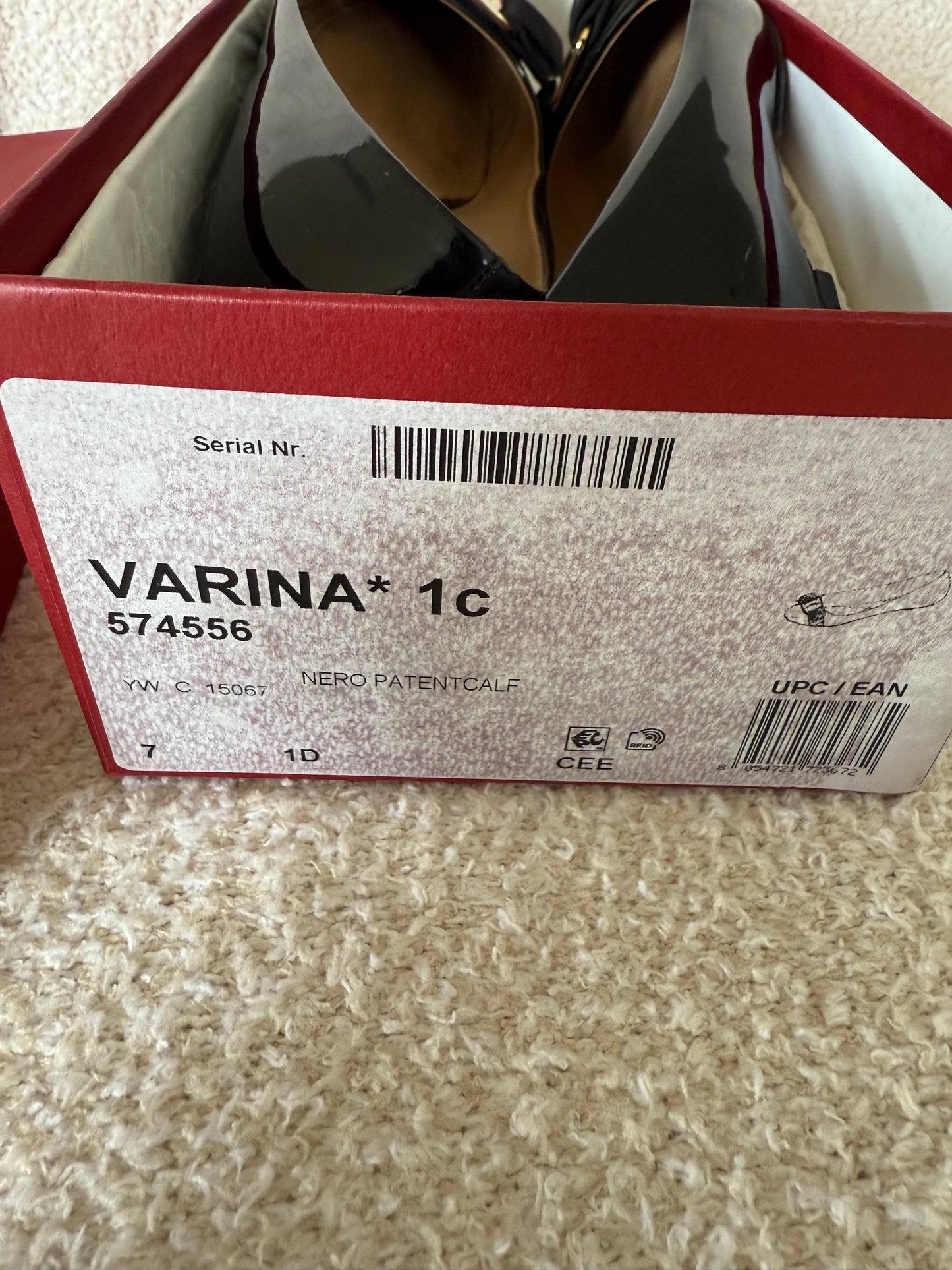 Salvatore Ferragamo Varina ballet flats Size 7