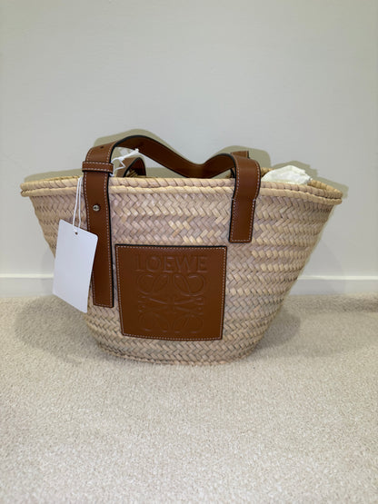 Loewe medium palm leaf Basket Bag