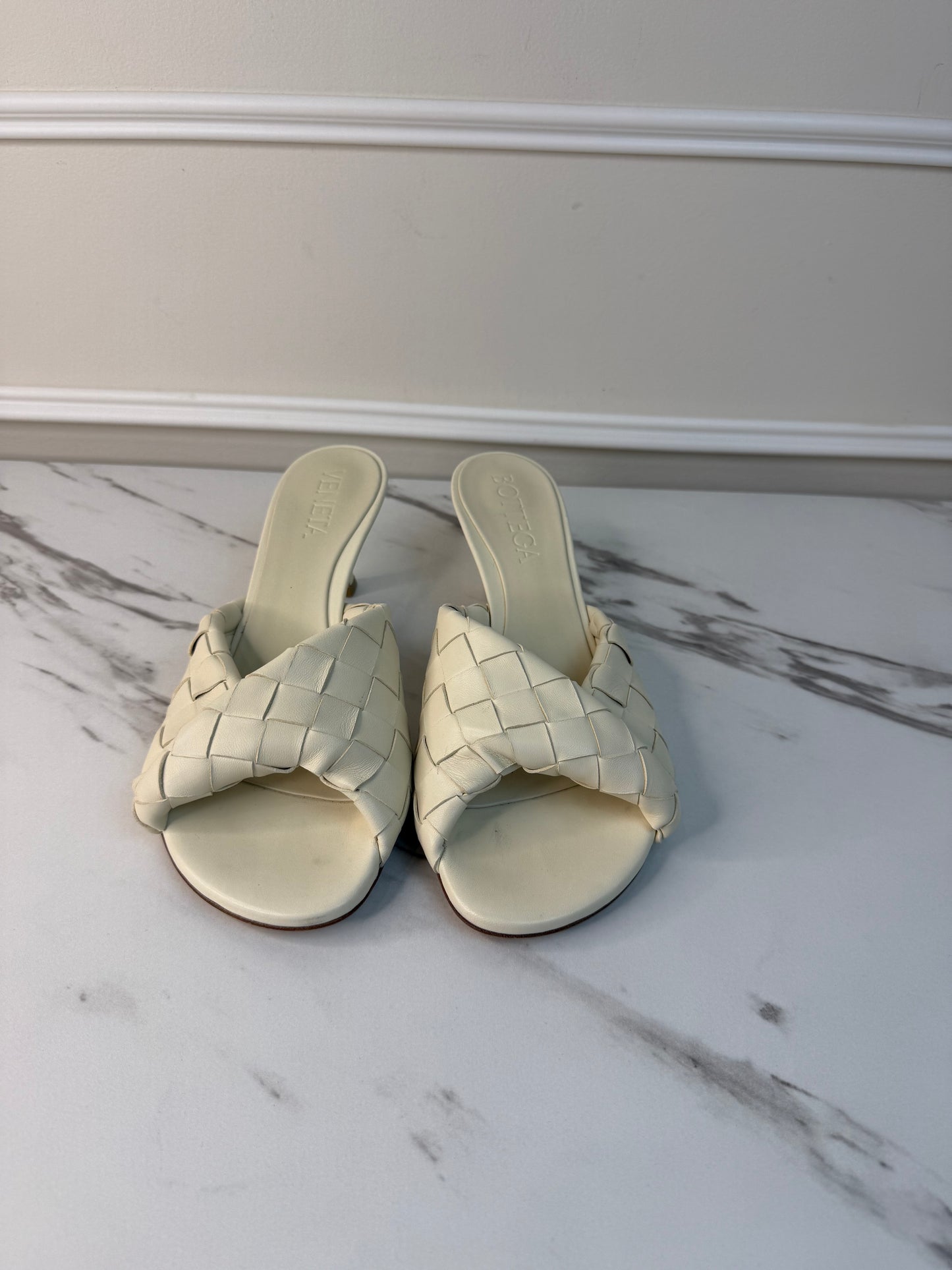 Bottega Veneta Blink Mules size 40