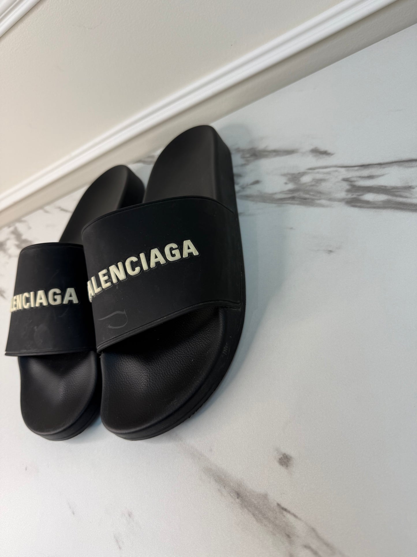 Balenciaga logo pool slide sandals UK12