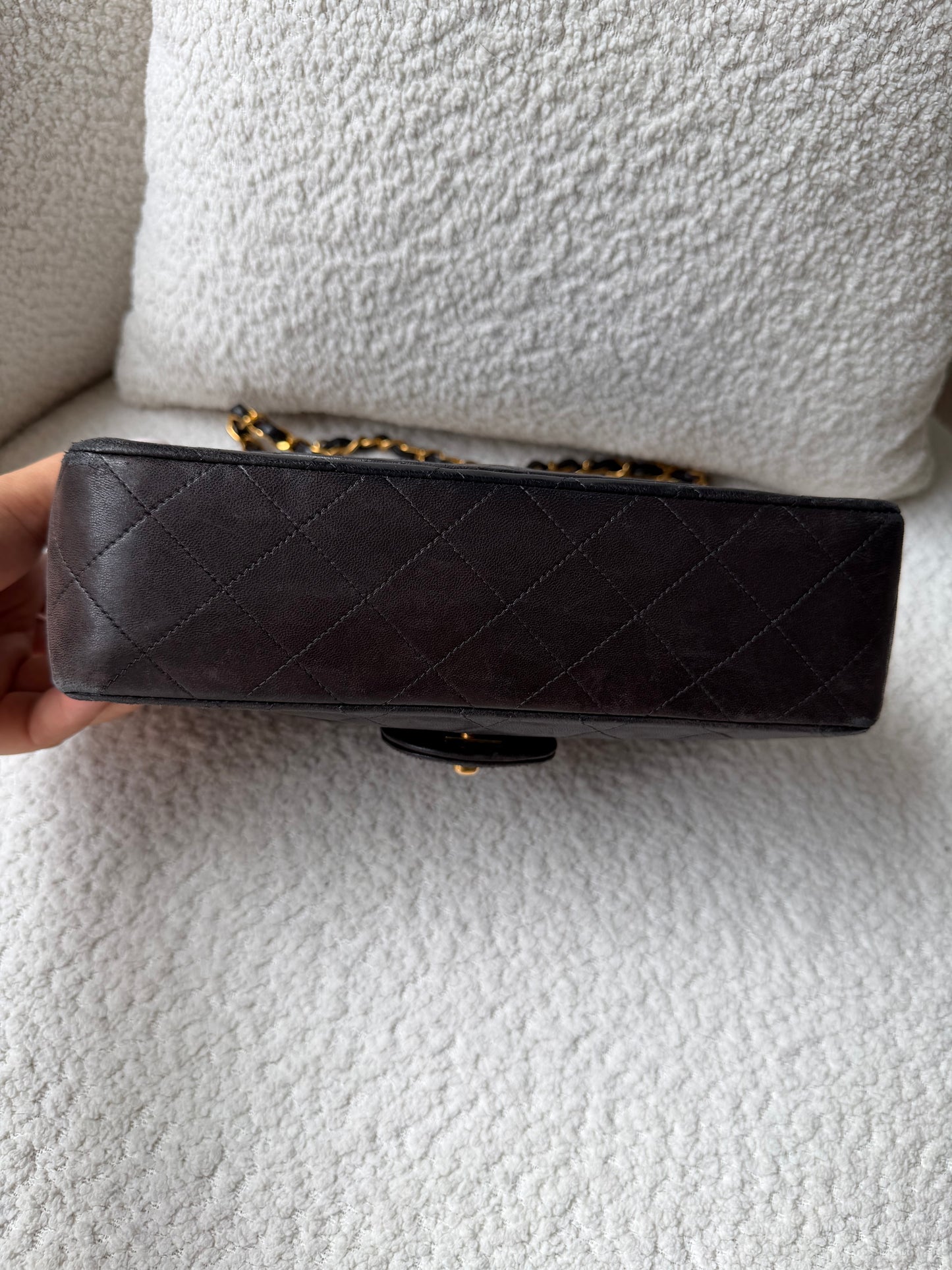 Vintage classic double flap , Size Small