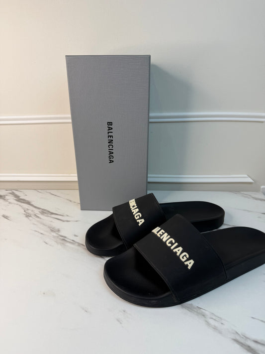 Balenciaga logo pool slide sandals UK12