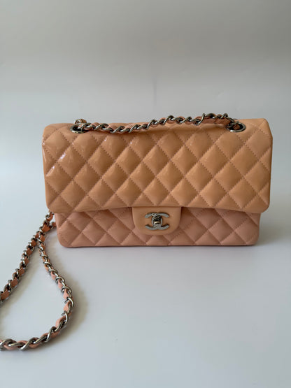 Vintage chanel Patent Medium Flap
