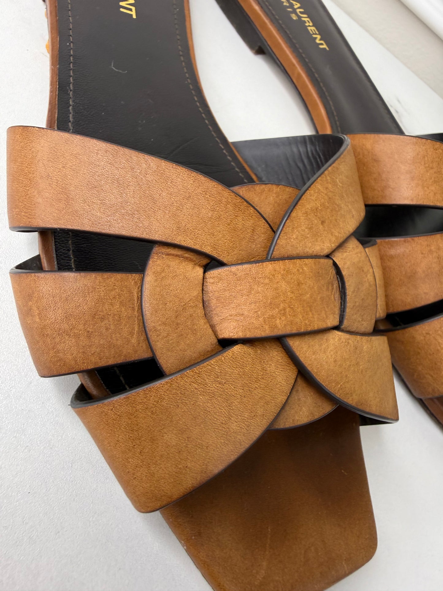 Saint Laurent Tribute flat sandals size 39