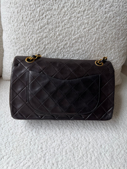 Vintage classic double flap , Size Small