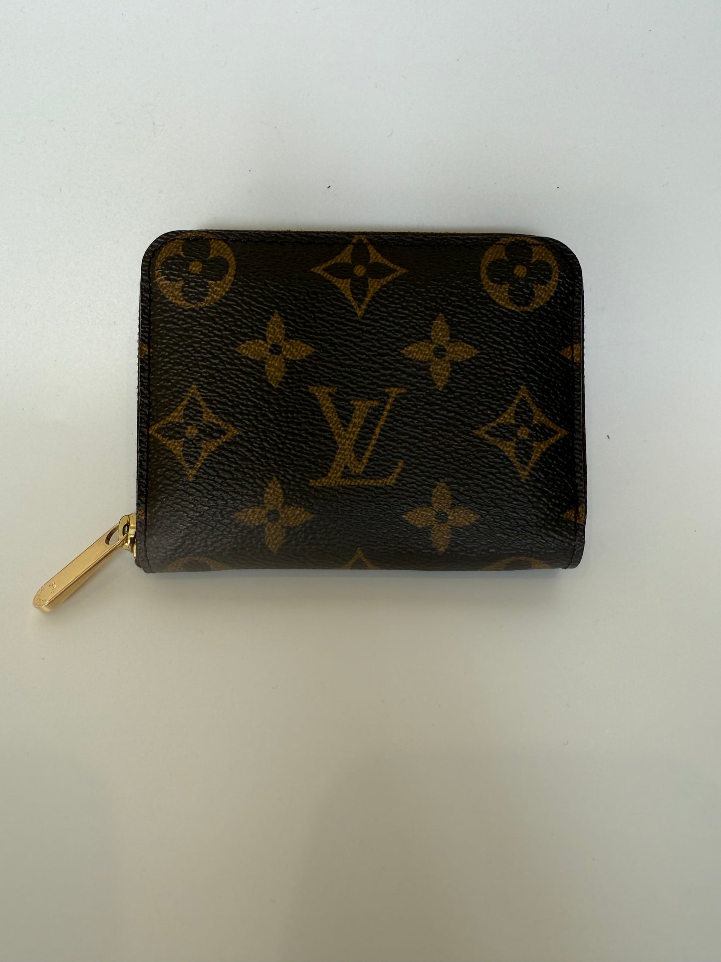 Louis Vuitton Monogram Zippy Wallet