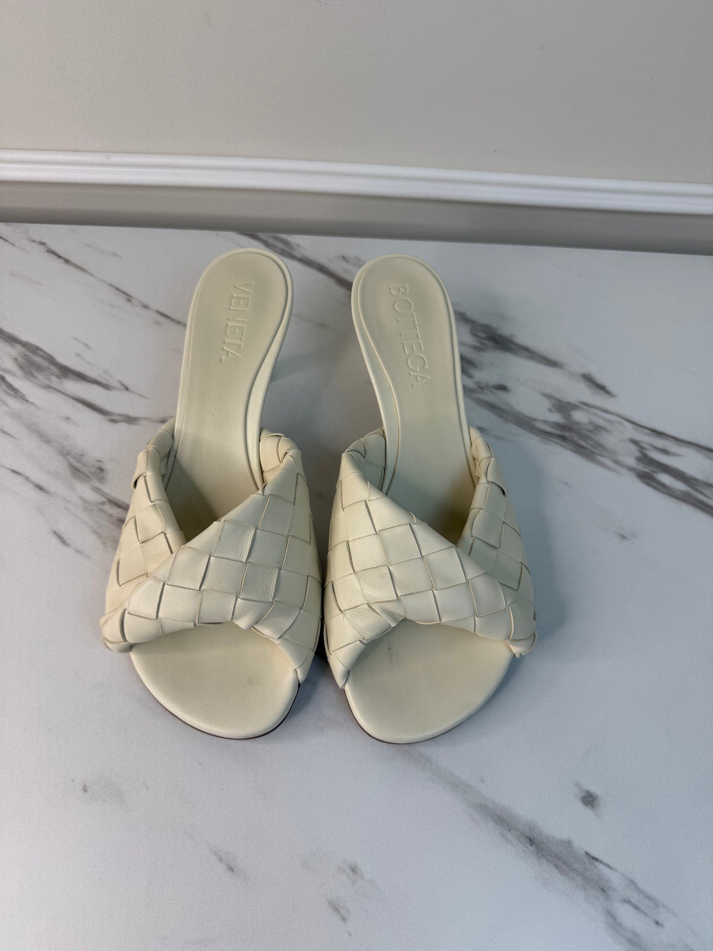 Bottega Veneta Blink Mules size 40