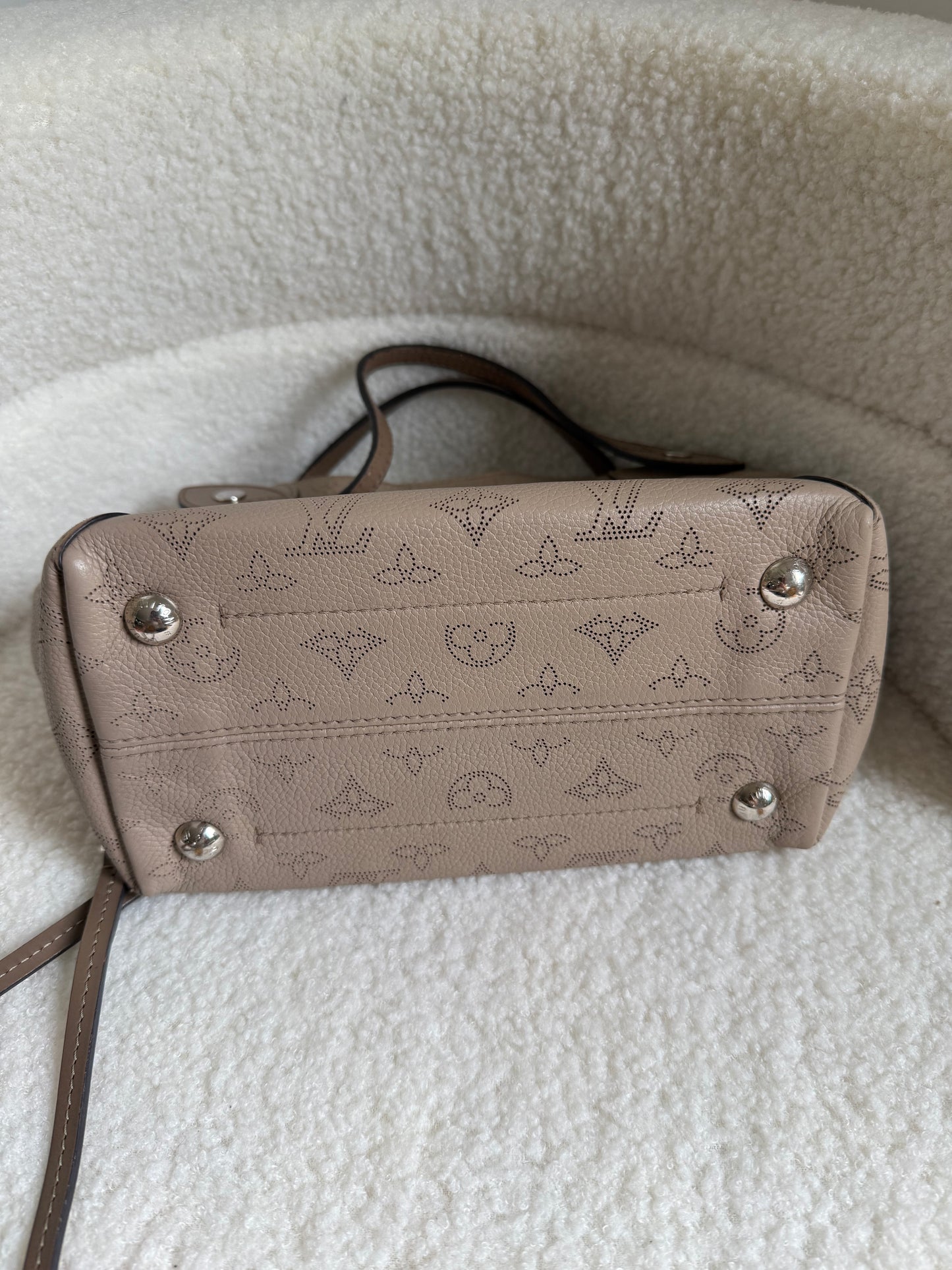 Louis Vuitton Mahina Hina PM bag