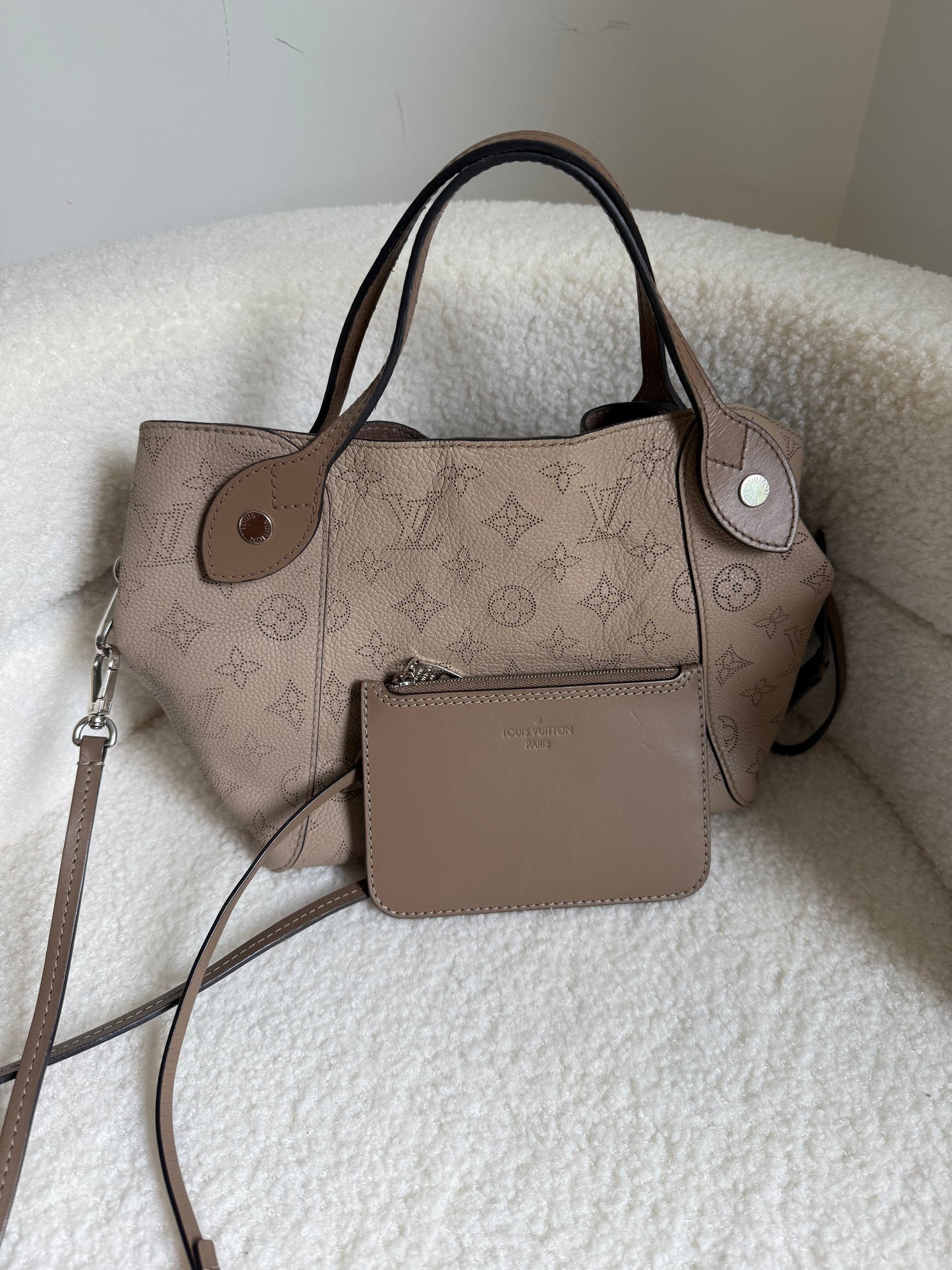 Louis Vuitton Mahina Hina PM bag