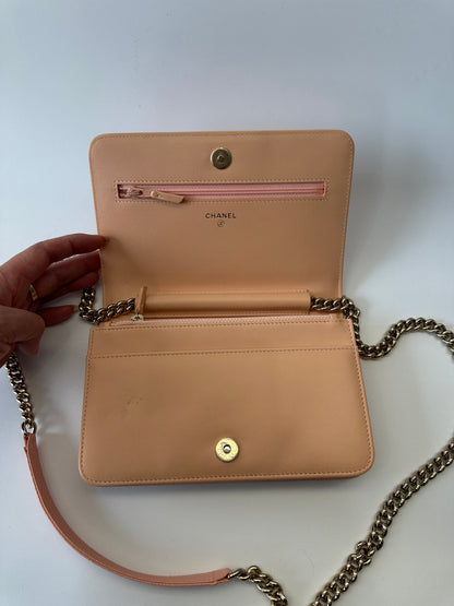 Chanel Boy wallet on chain ghw