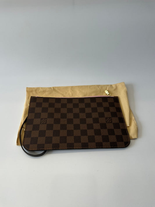 LV Damier Ebene Pochette