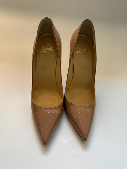 Louboutin size 40.5