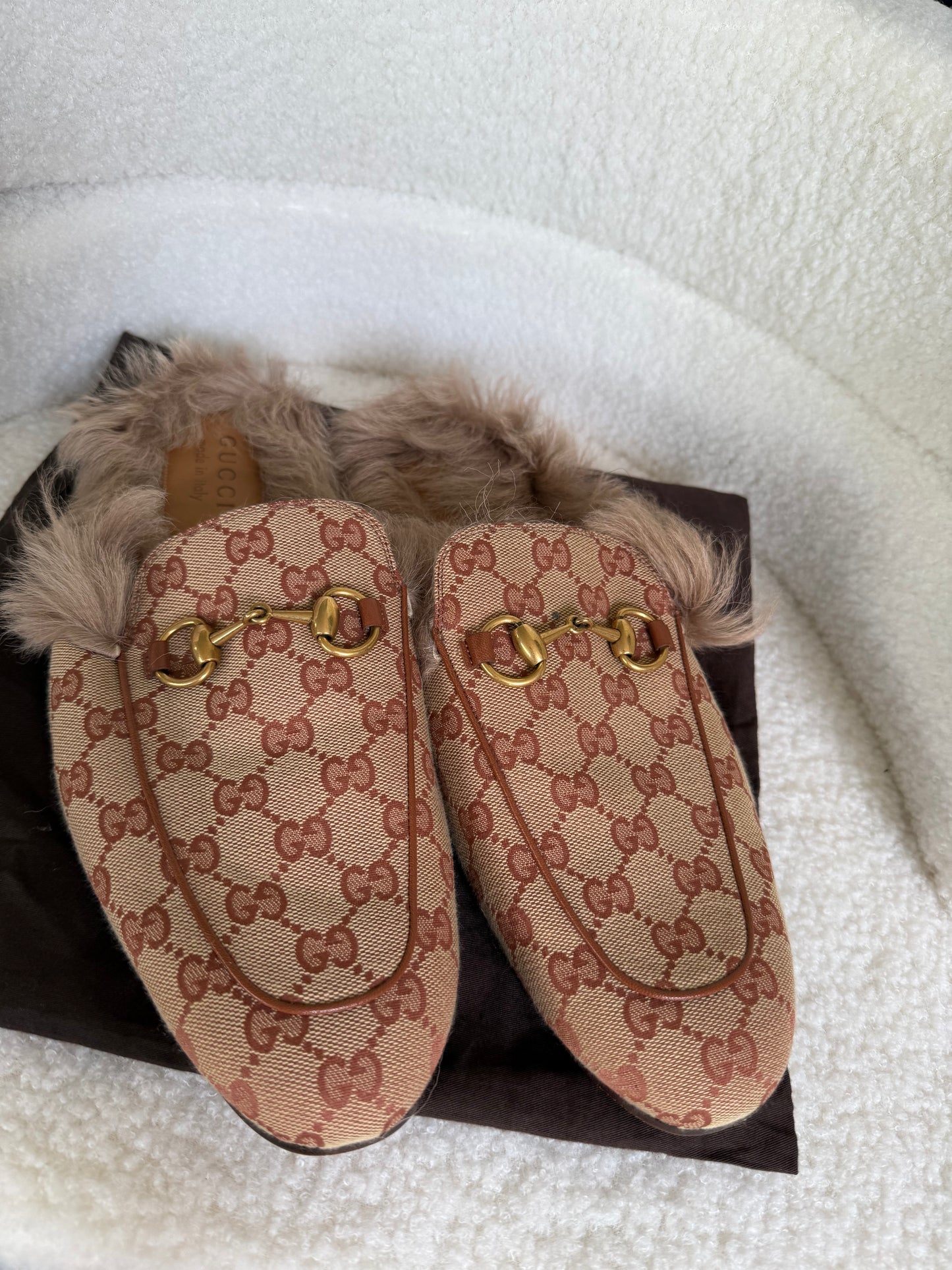 Gucci Sandals size 8.5