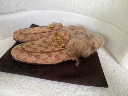 Gucci Sandals size 8.5