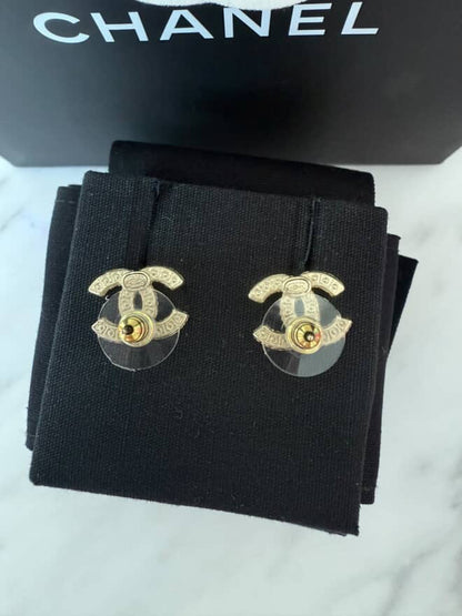 Chanel Cc earrings small model