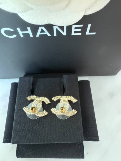 Chanel Cc earrings