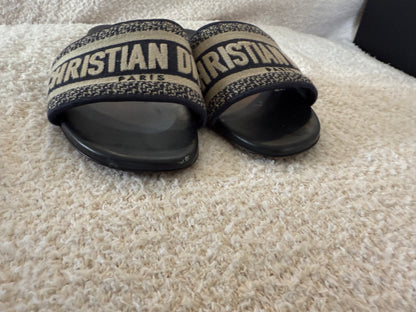 Dior slides size 37