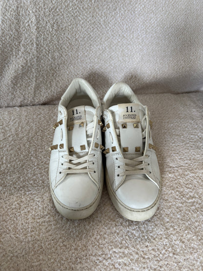 Valentino stud sneakers size 35