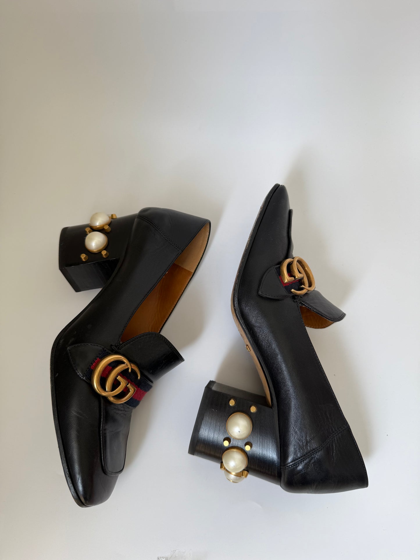 Gucci pearl Marmont pumps size 38.5